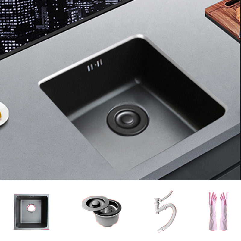 Black Stainless Steel Sink Single Bowl Undermount Sink with Basket Strainer 17"L x 17"W x 8"H Sink Only None Clearhalo 'Home Improvement' 'home_improvement' 'home_improvement_kitchen_sinks' 'Kitchen Remodel & Kitchen Fixtures' 'Kitchen Sinks & Faucet Components' 'Kitchen Sinks' 'kitchen_sinks' 7196241