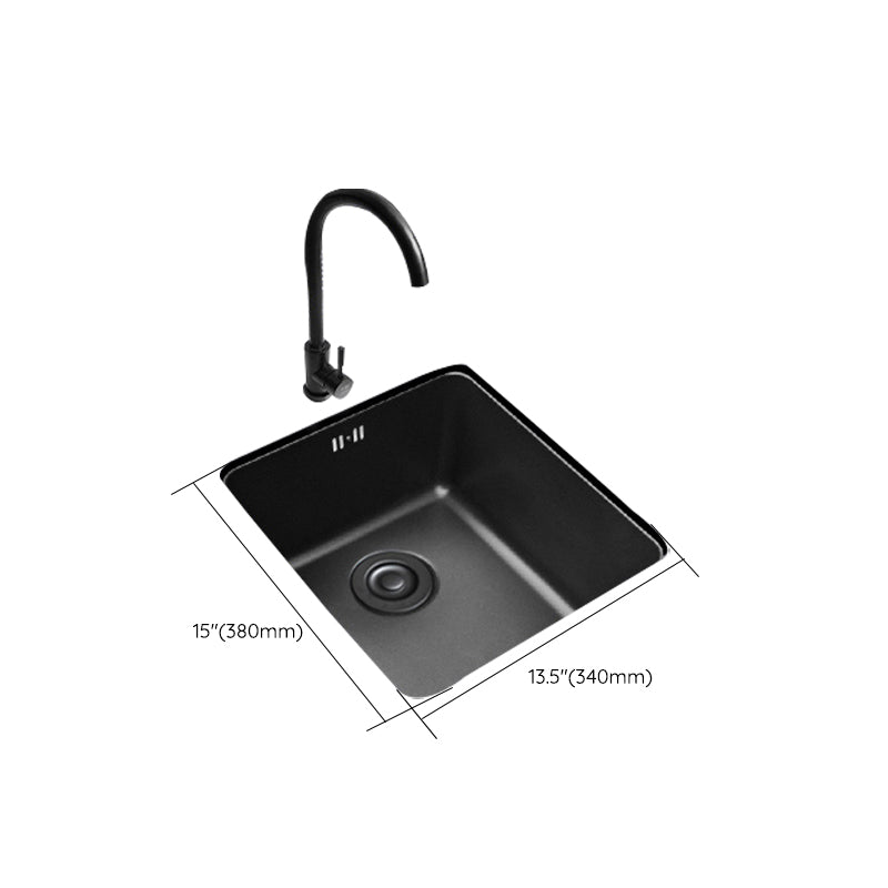 Black Stainless Steel Sink Single Bowl Undermount Sink with Basket Strainer Clearhalo 'Home Improvement' 'home_improvement' 'home_improvement_kitchen_sinks' 'Kitchen Remodel & Kitchen Fixtures' 'Kitchen Sinks & Faucet Components' 'Kitchen Sinks' 'kitchen_sinks' 7196266