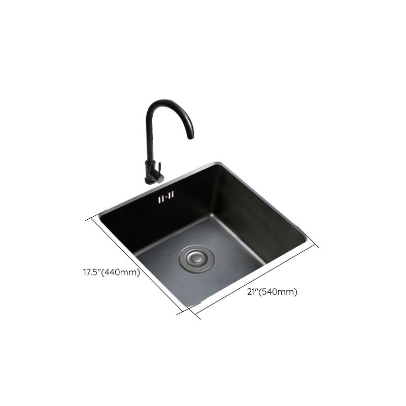 Black Stainless Steel Sink Single Bowl Undermount Sink with Basket Strainer Clearhalo 'Home Improvement' 'home_improvement' 'home_improvement_kitchen_sinks' 'Kitchen Remodel & Kitchen Fixtures' 'Kitchen Sinks & Faucet Components' 'Kitchen Sinks' 'kitchen_sinks' 7196268