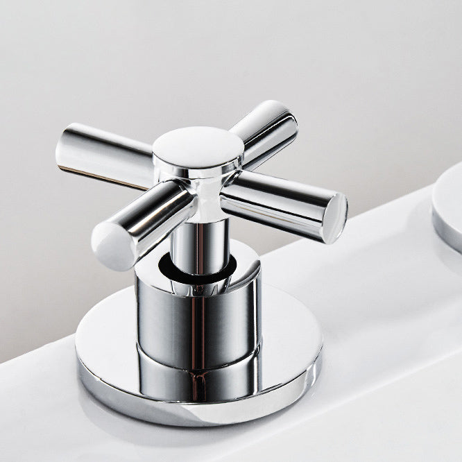 Deck Mounted Roman Tub Faucet Low Arc Roman Tub Faucet Set with Hand Shower Clearhalo 'Bathroom Remodel & Bathroom Fixtures' 'Bathtub Faucets' 'bathtub_faucets' 'Home Improvement' 'home_improvement' 'home_improvement_bathtub_faucets' 7196451