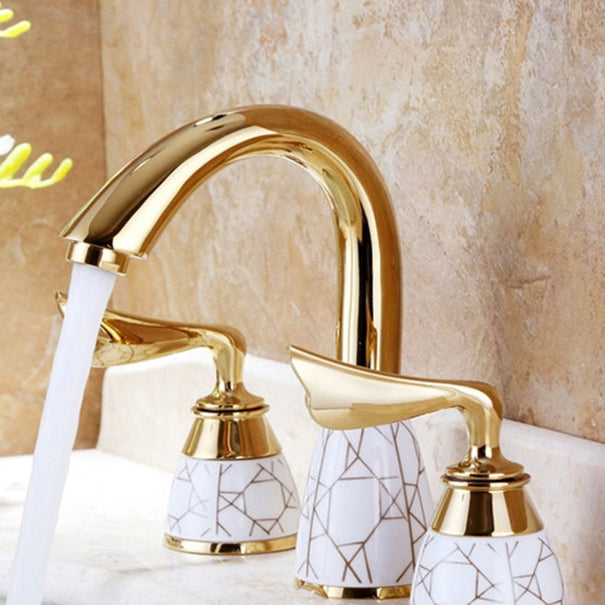 Deck Mounted Roman Tub Faucet Low Arc Bronze Roman Tub Faucet Set Clearhalo 'Bathroom Remodel & Bathroom Fixtures' 'Bathtub Faucets' 'bathtub_faucets' 'Home Improvement' 'home_improvement' 'home_improvement_bathtub_faucets' 7196606