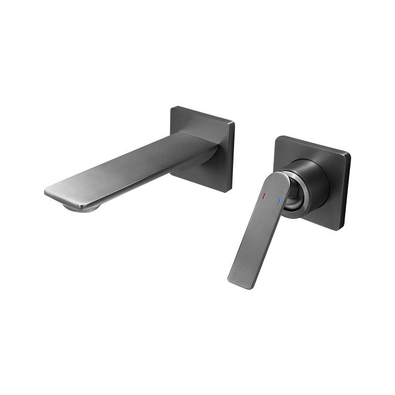 Traditional Wall Mounted Metal Tub Filler Low Arc Tub Faucet Trim Clearhalo 'Bathroom Remodel & Bathroom Fixtures' 'Bathtub Faucets' 'bathtub_faucets' 'Home Improvement' 'home_improvement' 'home_improvement_bathtub_faucets' 7196740