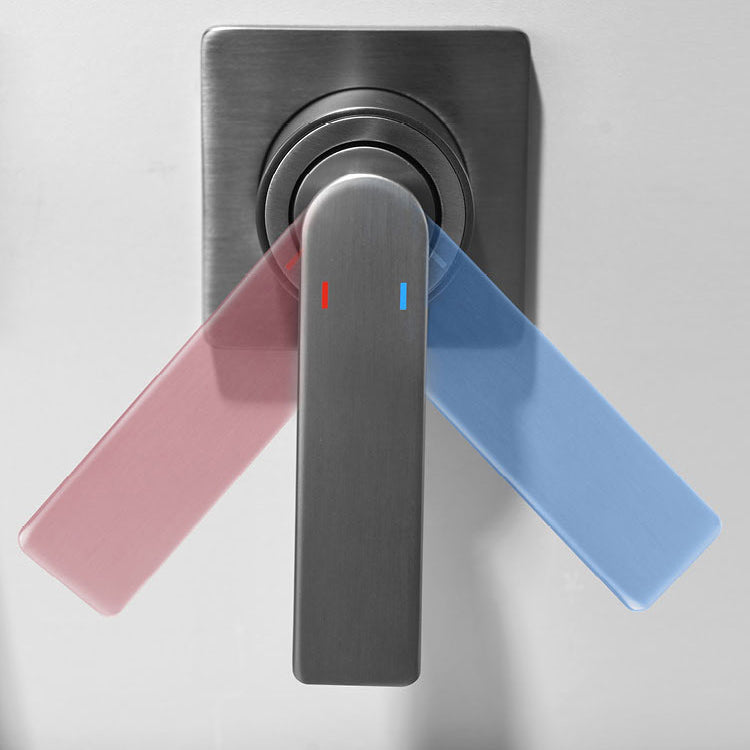 Traditional Wall Mounted Metal Tub Filler Low Arc Tub Faucet Trim Clearhalo 'Bathroom Remodel & Bathroom Fixtures' 'Bathtub Faucets' 'bathtub_faucets' 'Home Improvement' 'home_improvement' 'home_improvement_bathtub_faucets' 7196743