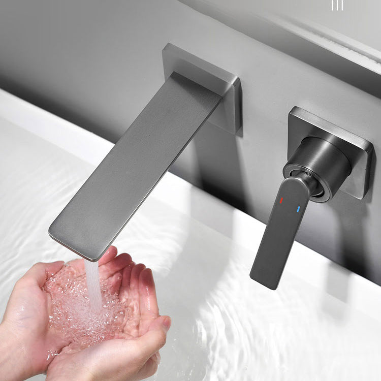 Traditional Wall Mounted Metal Tub Filler Low Arc Tub Faucet Trim Clearhalo 'Bathroom Remodel & Bathroom Fixtures' 'Bathtub Faucets' 'bathtub_faucets' 'Home Improvement' 'home_improvement' 'home_improvement_bathtub_faucets' 7196745