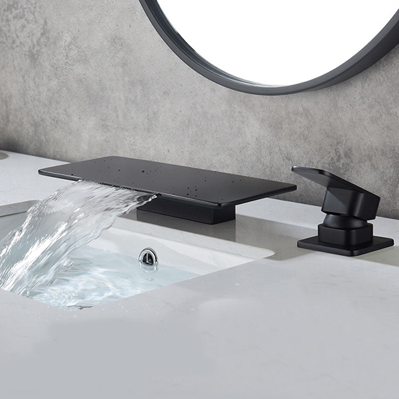 Square Brass Tub Faucet in Black with Single Handle Bathroom Faucet Black Clearhalo 'Bathroom Remodel & Bathroom Fixtures' 'Bathtub Faucets' 'bathtub_faucets' 'Home Improvement' 'home_improvement' 'home_improvement_bathtub_faucets' 7196851