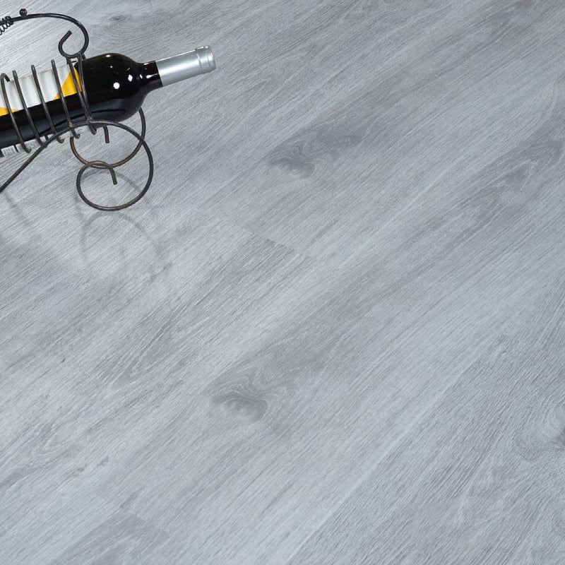 Living Room Laminate Floor Wooden Waterproof Easy-care Laminate Floor Light Gray Clearhalo 'Flooring 'Home Improvement' 'home_improvement' 'home_improvement_laminate_flooring' 'Laminate Flooring' 'laminate_flooring' Walls and Ceiling' 7197189