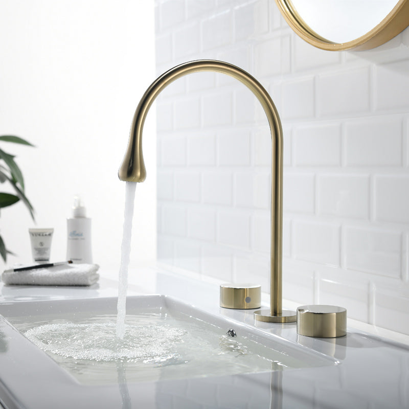 Wide Spread Bathroom Faucet Knob Handles 3 Holes Gooseneck Faucet Gold Clearhalo 'Bathroom Remodel & Bathroom Fixtures' 'Bathroom Sink Faucets' 'Bathroom Sinks & Faucet Components' 'bathroom_sink_faucets' 'Home Improvement' 'home_improvement' 'home_improvement_bathroom_sink_faucets' 7197520