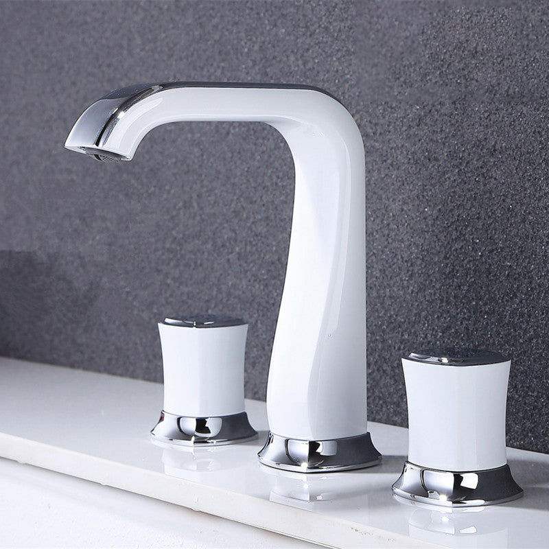 Glam Bathroom Vessel Faucet Knob Handles Low Arc Vessel Faucet Silvery White Clearhalo 'Bathroom Remodel & Bathroom Fixtures' 'Bathroom Sink Faucets' 'Bathroom Sinks & Faucet Components' 'bathroom_sink_faucets' 'Home Improvement' 'home_improvement' 'home_improvement_bathroom_sink_faucets' 7197538