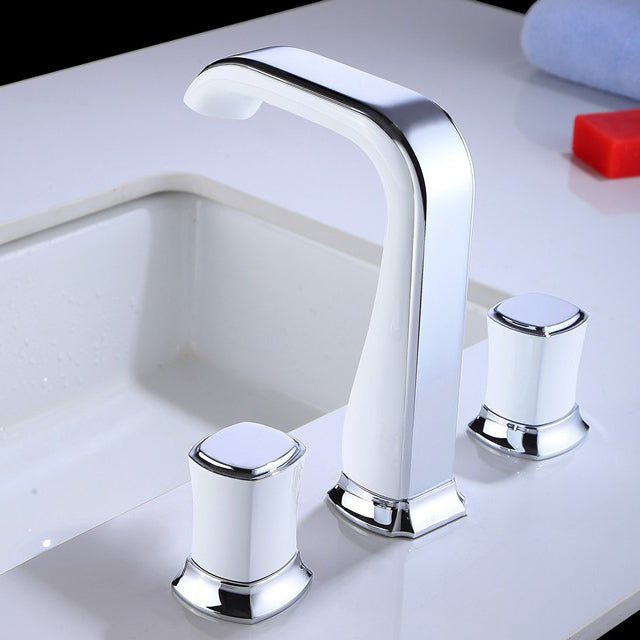 Glam Bathroom Vessel Faucet Knob Handles Low Arc Vessel Faucet Clearhalo 'Bathroom Remodel & Bathroom Fixtures' 'Bathroom Sink Faucets' 'Bathroom Sinks & Faucet Components' 'bathroom_sink_faucets' 'Home Improvement' 'home_improvement' 'home_improvement_bathroom_sink_faucets' 7197541