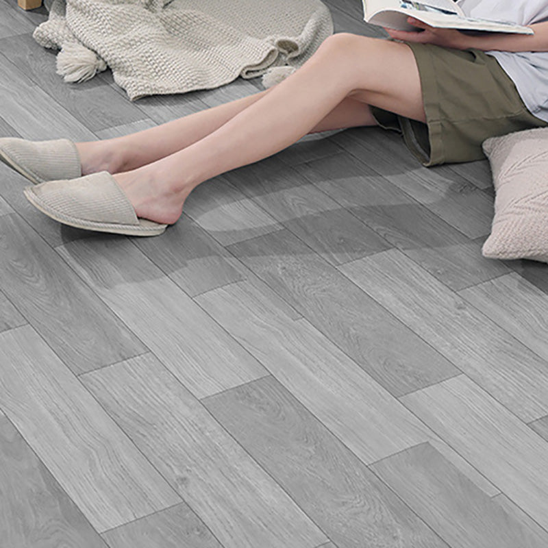 Stain Resistant Vinyl Flooring Waterproof Self Peel and Stick Vinyl Flooring Gray-White Clearhalo 'Flooring 'Home Improvement' 'home_improvement' 'home_improvement_vinyl_flooring' 'Vinyl Flooring' 'vinyl_flooring' Walls and Ceiling' 7197986