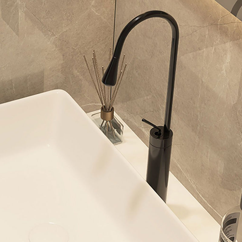 Modern Style White Bathroom Sink Rectangle Ceramic Bathroom Sink Clearhalo 'Bathroom Remodel & Bathroom Fixtures' 'Bathroom Sinks & Faucet Components' 'Bathroom Sinks' 'bathroom_sink' 'Home Improvement' 'home_improvement' 'home_improvement_bathroom_sink' 7198361