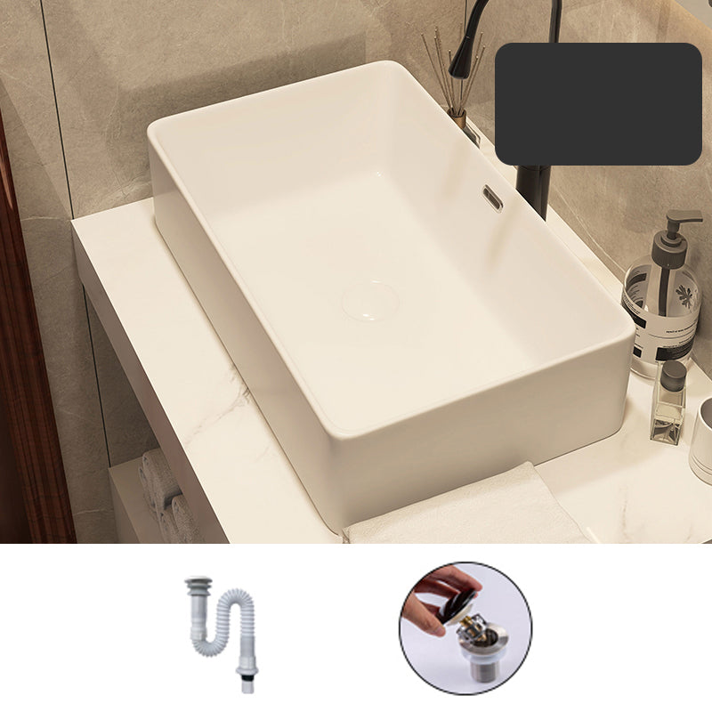 Modern Style White Bathroom Sink Rectangle Ceramic Bathroom Sink 17"L x 12"W x 6"H Unavailiable Sink Clearhalo 'Bathroom Remodel & Bathroom Fixtures' 'Bathroom Sinks & Faucet Components' 'Bathroom Sinks' 'bathroom_sink' 'Home Improvement' 'home_improvement' 'home_improvement_bathroom_sink' 7198366