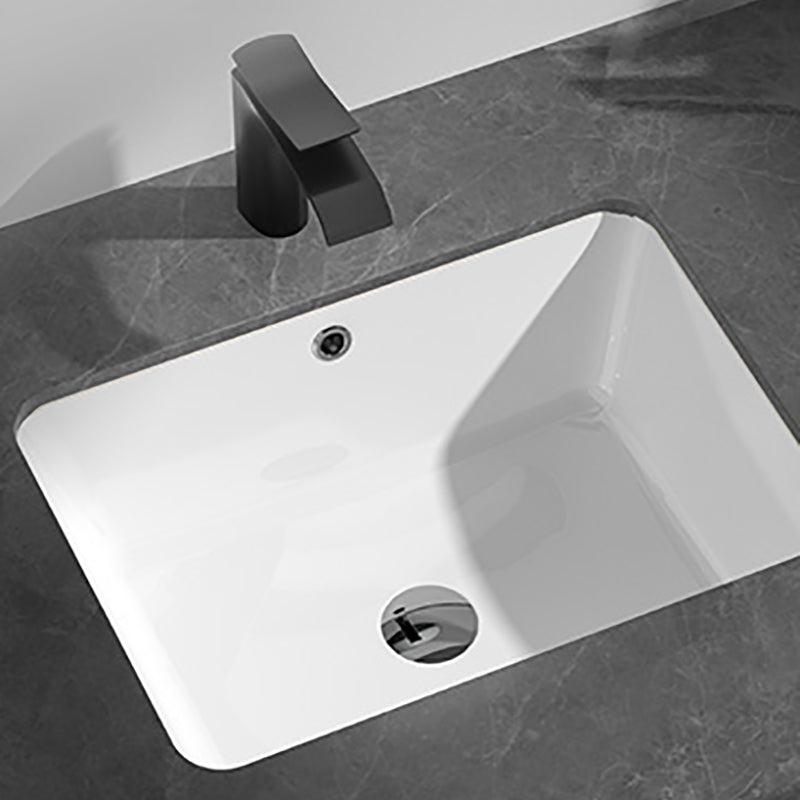 Modern Style Bathroom Sink Overflow Hole Design Undermount Ceramic Bathroom Sink Clearhalo 'Bathroom Remodel & Bathroom Fixtures' 'Bathroom Sinks & Faucet Components' 'Bathroom Sinks' 'bathroom_sink' 'Home Improvement' 'home_improvement' 'home_improvement_bathroom_sink' 7198399