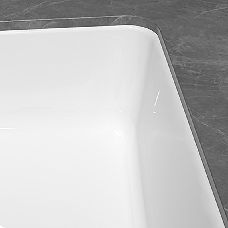 Modern Style Bathroom Sink Overflow Hole Design Undermount Ceramic Bathroom Sink Clearhalo 'Bathroom Remodel & Bathroom Fixtures' 'Bathroom Sinks & Faucet Components' 'Bathroom Sinks' 'bathroom_sink' 'Home Improvement' 'home_improvement' 'home_improvement_bathroom_sink' 7198411