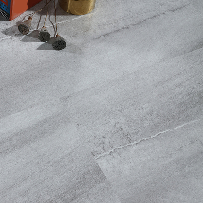 Grey Laminate Floor Slip Resistant Tongue and groove locking Laminate Clearhalo 'Flooring 'Home Improvement' 'home_improvement' 'home_improvement_laminate_flooring' 'Laminate Flooring' 'laminate_flooring' Walls and Ceiling' 7205502