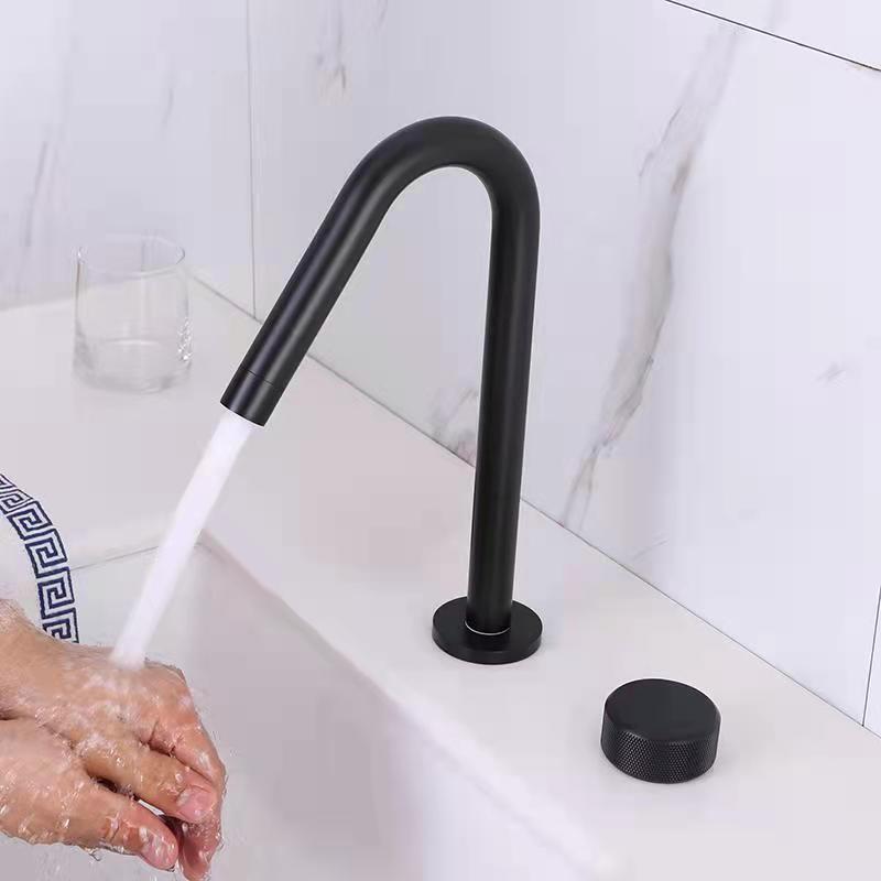 Widespread Modern Bathroom Faucet Knob Handle Gooseneck Vessel Faucet Schwarz 1 Handle Clearhalo 'Bathroom Remodel & Bathroom Fixtures' 'Bathroom Sink Faucets' 'Bathroom Sinks & Faucet Components' 'bathroom_sink_faucets' 'Home Improvement' 'home_improvement' 'home_improvement_bathroom_sink_faucets' 7205823