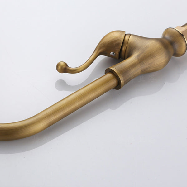 Traditional Kitchen Faucet Brass High Arc Gold Standard Kitchen Faucets with Single Handle Clearhalo 'Home Improvement' 'home_improvement' 'home_improvement_kitchen_faucets' 'Kitchen Faucets' 'Kitchen Remodel & Kitchen Fixtures' 'Kitchen Sinks & Faucet Components' 'kitchen_faucets' 7208732