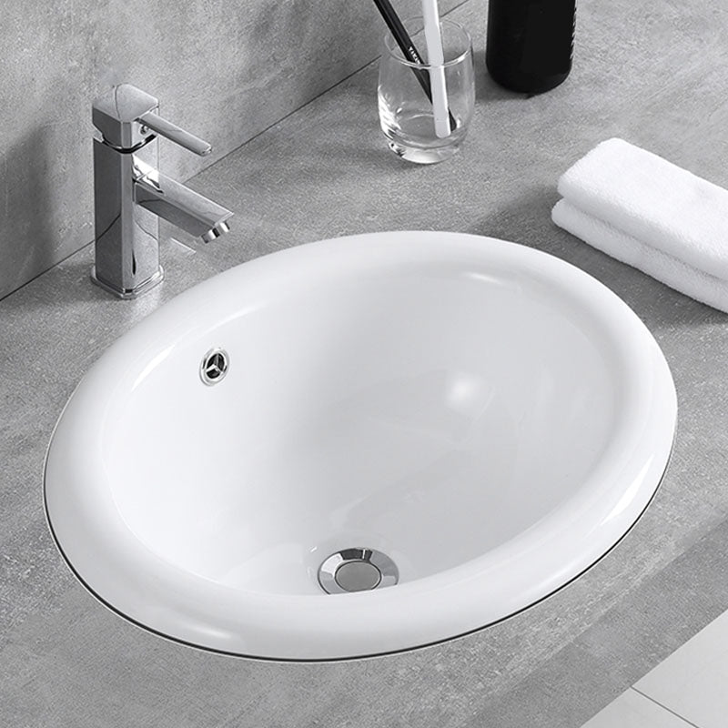 Contemporary Bathroom Sink with Overflow Porcelain Round Vessel Lavatory Sink 22"L x 17"W x 8"H Sink with Faucet Clearhalo 'Bathroom Remodel & Bathroom Fixtures' 'Bathroom Sinks & Faucet Components' 'Bathroom Sinks' 'bathroom_sink' 'Home Improvement' 'home_improvement' 'home_improvement_bathroom_sink' 7208799