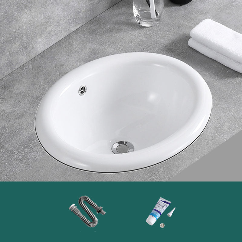 Contemporary Bathroom Sink with Overflow Porcelain Round Vessel Lavatory Sink 17"L x 12"W x 7"H Sink Clearhalo 'Bathroom Remodel & Bathroom Fixtures' 'Bathroom Sinks & Faucet Components' 'Bathroom Sinks' 'bathroom_sink' 'Home Improvement' 'home_improvement' 'home_improvement_bathroom_sink' 7208814