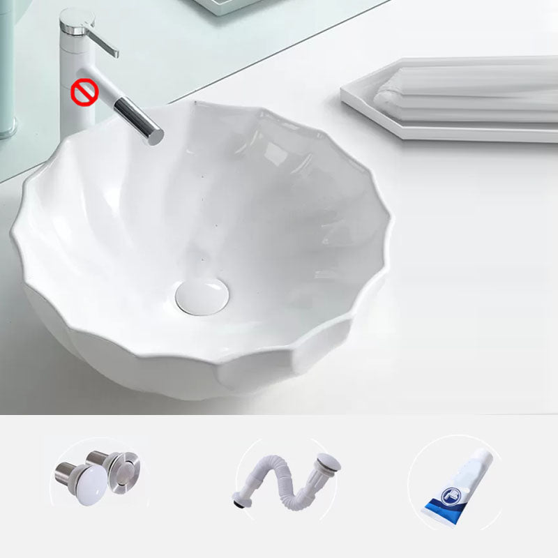 Bathroom Sink White Ceramic Faucet Single Handle Round Shape Sink 18"L x 18"W x 6"H Sink Clearhalo 'Bathroom Remodel & Bathroom Fixtures' 'Bathroom Sinks & Faucet Components' 'Bathroom Sinks' 'bathroom_sink' 'Home Improvement' 'home_improvement' 'home_improvement_bathroom_sink' 7208846