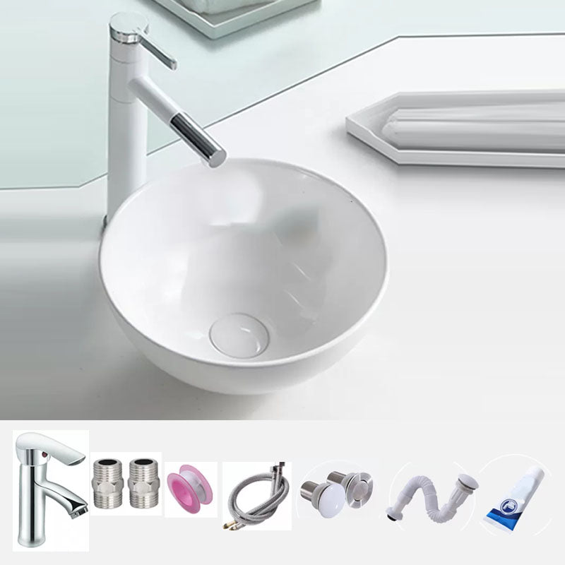 Bathroom Sink White Ceramic Faucet Single Handle Round Shape Sink Sink with Faucet Clearhalo 'Bathroom Remodel & Bathroom Fixtures' 'Bathroom Sinks & Faucet Components' 'Bathroom Sinks' 'bathroom_sink' 'Home Improvement' 'home_improvement' 'home_improvement_bathroom_sink' 7208851