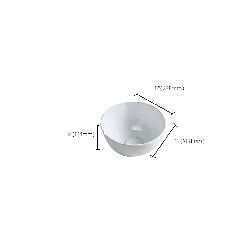 Bathroom Sink White Ceramic Faucet Single Handle Round Shape Sink Clearhalo 'Bathroom Remodel & Bathroom Fixtures' 'Bathroom Sinks & Faucet Components' 'Bathroom Sinks' 'bathroom_sink' 'Home Improvement' 'home_improvement' 'home_improvement_bathroom_sink' 7208860