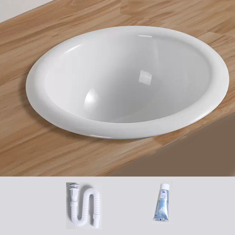 Contemporary Bathroom Sink with Pop-Up Drain Porcelain Oval-Shape Undermount Bathroom Sink 16"L x 16"W x 8"H Sink Clearhalo 'Bathroom Remodel & Bathroom Fixtures' 'Bathroom Sinks & Faucet Components' 'Bathroom Sinks' 'bathroom_sink' 'Home Improvement' 'home_improvement' 'home_improvement_bathroom_sink' 7208903