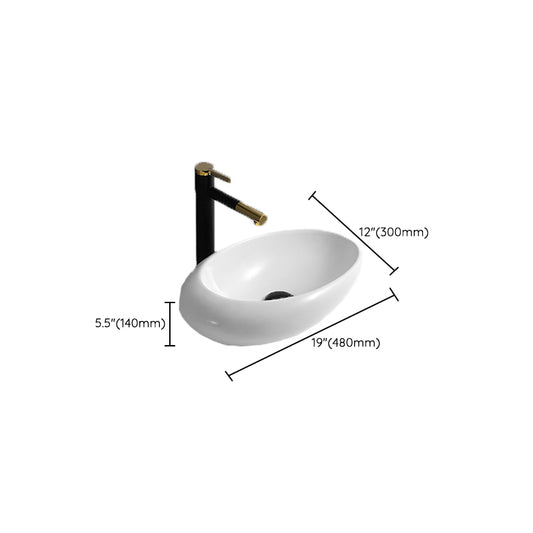 Contemporary Bathroom Sink with Pop-Up Drain Porcelain Oval-Shape Vessel Lavatory Sink Clearhalo 'Bathroom Remodel & Bathroom Fixtures' 'Bathroom Sinks & Faucet Components' 'Bathroom Sinks' 'bathroom_sink' 'Home Improvement' 'home_improvement' 'home_improvement_bathroom_sink' 7208998