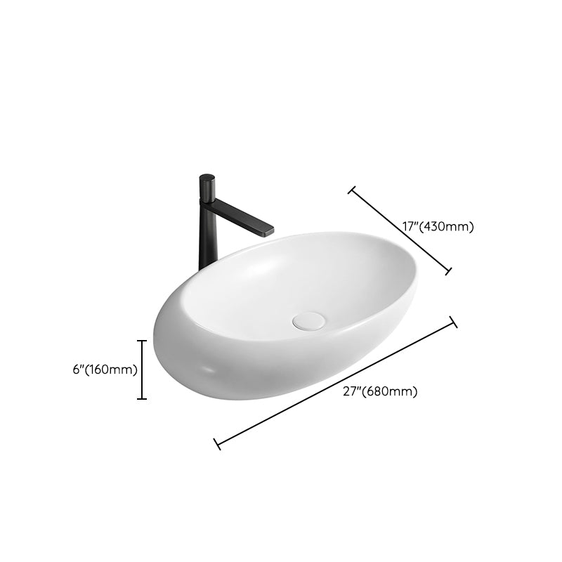 Contemporary Bathroom Sink with Pop-Up Drain Porcelain Oval-Shape Vessel Lavatory Sink Clearhalo 'Bathroom Remodel & Bathroom Fixtures' 'Bathroom Sinks & Faucet Components' 'Bathroom Sinks' 'bathroom_sink' 'Home Improvement' 'home_improvement' 'home_improvement_bathroom_sink' 7209010