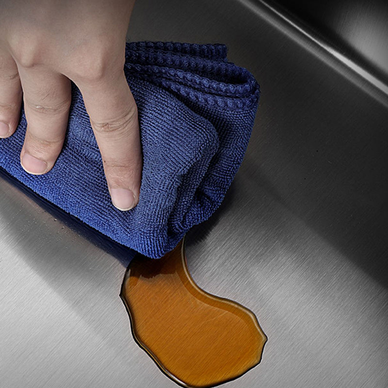 Modern Undermount Kitchen Sink Stainless Steel Kitchen Sink with Faucet Clearhalo 'Home Improvement' 'home_improvement' 'home_improvement_kitchen_sinks' 'Kitchen Remodel & Kitchen Fixtures' 'Kitchen Sinks & Faucet Components' 'Kitchen Sinks' 'kitchen_sinks' 7209175