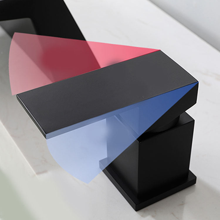 Waterfall Spout Tub Filler with 1 Handle Deck Mount Bathroom Faucet Clearhalo 'Bathroom Remodel & Bathroom Fixtures' 'Bathtub Faucets' 'bathtub_faucets' 'Home Improvement' 'home_improvement' 'home_improvement_bathtub_faucets' 7209411