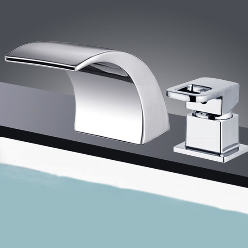 Modern Brass Roman Bathtub Faucet Waterfall Spout Tub Faucet Short 2 Hole Faucets Clearhalo 'Bathroom Remodel & Bathroom Fixtures' 'Bathtub Faucets' 'bathtub_faucets' 'Home Improvement' 'home_improvement' 'home_improvement_bathtub_faucets' 7209507