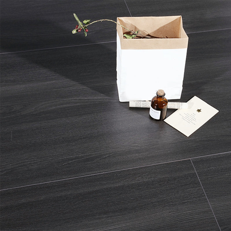 Modern Laminate Plank Flooring Wood Laminate Flooring with Marble Look Silver-Black Clearhalo 'Flooring 'Home Improvement' 'home_improvement' 'home_improvement_laminate_flooring' 'Laminate Flooring' 'laminate_flooring' Walls and Ceiling' 7215194