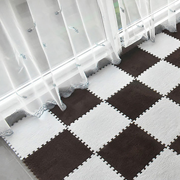 Modern Carpet Tiles Interlocking Square Color Block Stain Resistant Carpet Tiles Clearhalo 'Carpet Tiles & Carpet Squares' 'carpet_tiles_carpet_squares' 'Flooring 'Home Improvement' 'home_improvement' 'home_improvement_carpet_tiles_carpet_squares' Walls and Ceiling' 7215623