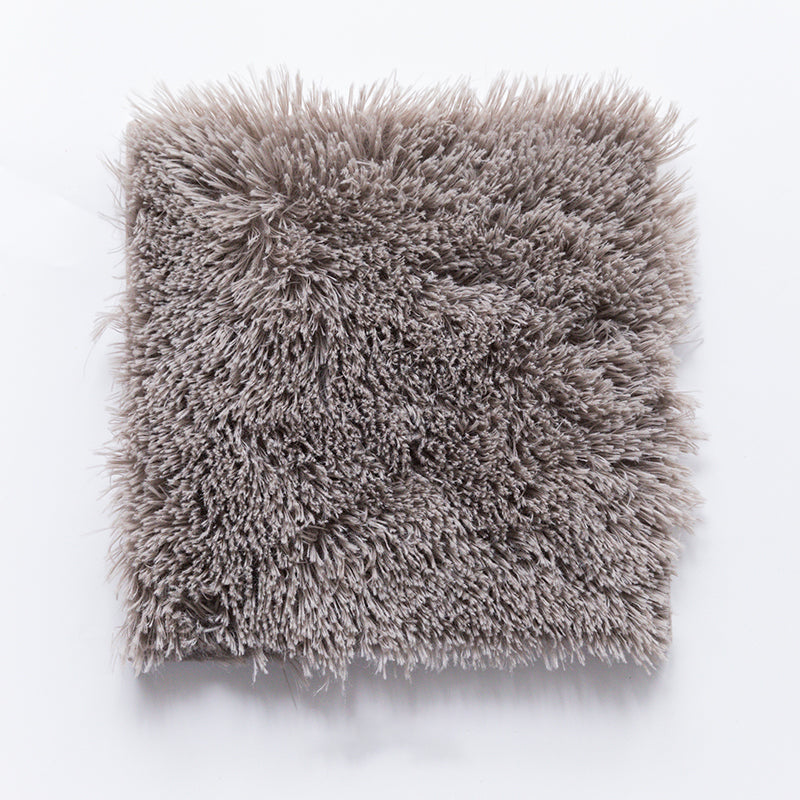 Bedroom Carpet Tiles Solid Color Square Shag Stain Resistant Carpet Tiles Grey Clearhalo 'Carpet Tiles & Carpet Squares' 'carpet_tiles_carpet_squares' 'Flooring 'Home Improvement' 'home_improvement' 'home_improvement_carpet_tiles_carpet_squares' Walls and Ceiling' 7215673