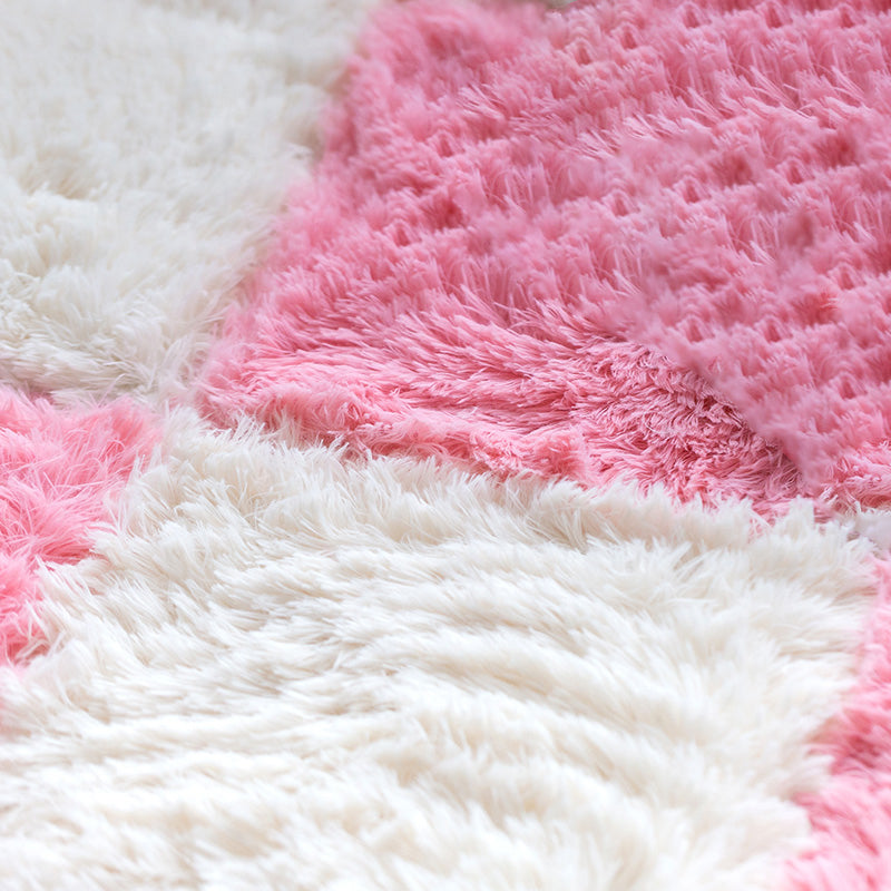 Bedroom Carpet Tiles Solid Color Square Shag Stain Resistant Carpet Tiles Clearhalo 'Carpet Tiles & Carpet Squares' 'carpet_tiles_carpet_squares' 'Flooring 'Home Improvement' 'home_improvement' 'home_improvement_carpet_tiles_carpet_squares' Walls and Ceiling' 7215683