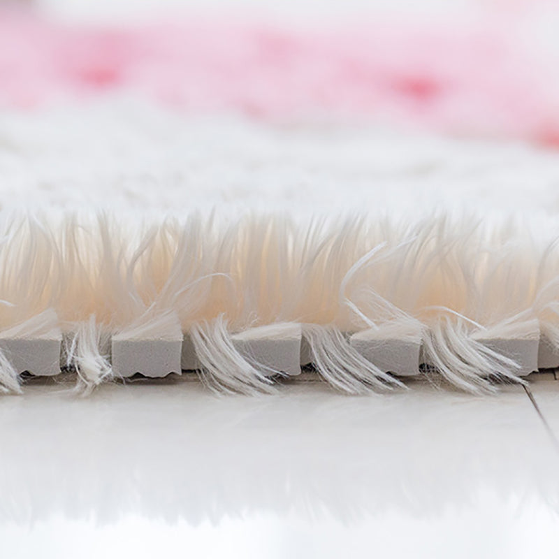 Bedroom Carpet Tiles Solid Color Square Shag Stain Resistant Carpet Tiles Clearhalo 'Carpet Tiles & Carpet Squares' 'carpet_tiles_carpet_squares' 'Flooring 'Home Improvement' 'home_improvement' 'home_improvement_carpet_tiles_carpet_squares' Walls and Ceiling' 7215685