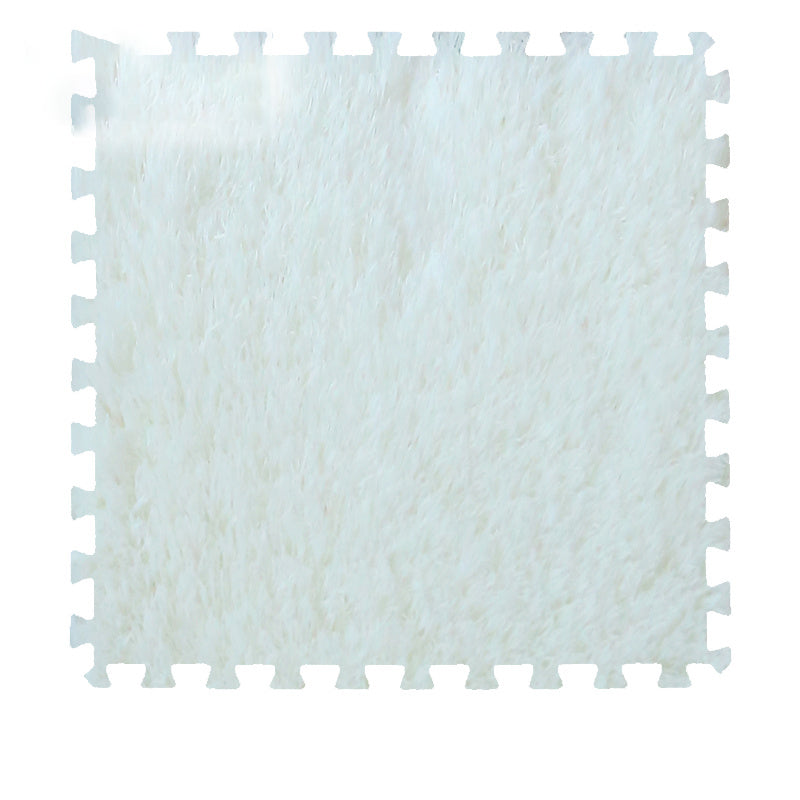 Modern Carpet Tiles Square Color Block Shag Interlocking Carpet Tiles Off-White Clearhalo 'Carpet Tiles & Carpet Squares' 'carpet_tiles_carpet_squares' 'Flooring 'Home Improvement' 'home_improvement' 'home_improvement_carpet_tiles_carpet_squares' Walls and Ceiling' 7215729