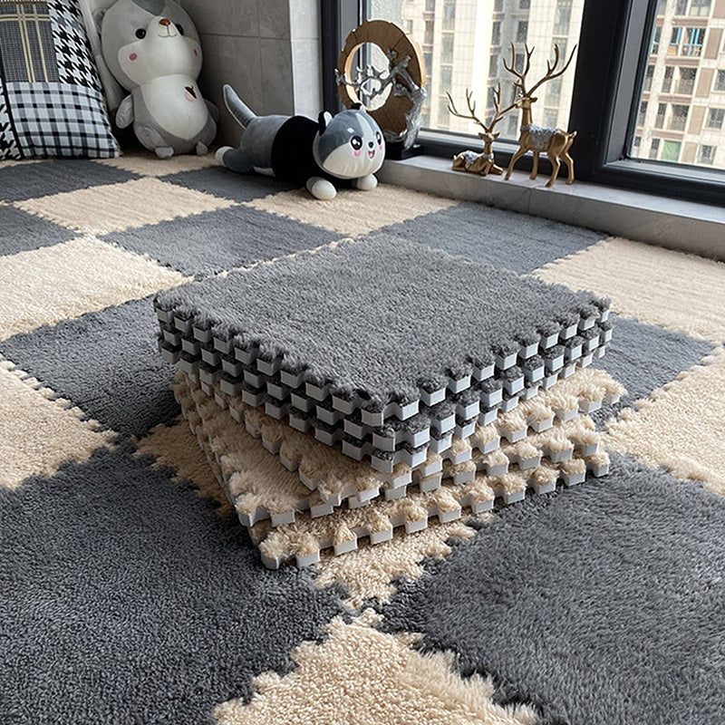 Modern Carpet Floor Tile Plush Cut Interlocking Non-Skid Tiles and Carpet Light Gray Beige Clearhalo 'Carpet Tiles & Carpet Squares' 'carpet_tiles_carpet_squares' 'Flooring 'Home Improvement' 'home_improvement' 'home_improvement_carpet_tiles_carpet_squares' Walls and Ceiling' 7215889