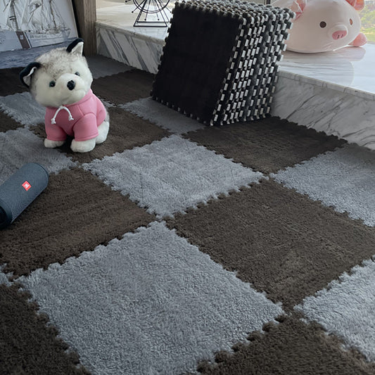 Modern Carpet Floor Tile Plush Cut Interlocking Mildew Resistant Tiles and Carpet Clearhalo 'Carpet Tiles & Carpet Squares' 'carpet_tiles_carpet_squares' 'Flooring 'Home Improvement' 'home_improvement' 'home_improvement_carpet_tiles_carpet_squares' Walls and Ceiling' 7215897