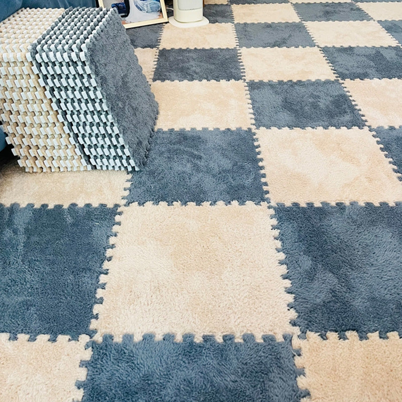 Modern Tiles and Carpet Plush Cut Interlocking Odor Resistant Carpet Tiles Clearhalo 'Carpet Tiles & Carpet Squares' 'carpet_tiles_carpet_squares' 'Flooring 'Home Improvement' 'home_improvement' 'home_improvement_carpet_tiles_carpet_squares' Walls and Ceiling' 7216036
