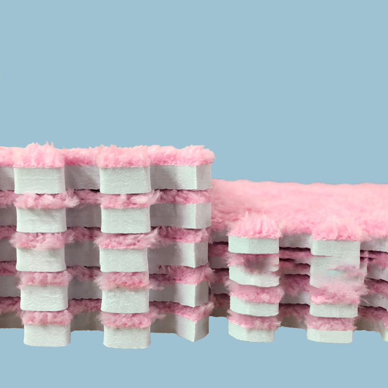 Modern Tiles and Carpet Plush Cut Interlocking Odor Resistant Carpet Tiles Clearhalo 'Carpet Tiles & Carpet Squares' 'carpet_tiles_carpet_squares' 'Flooring 'Home Improvement' 'home_improvement' 'home_improvement_carpet_tiles_carpet_squares' Walls and Ceiling' 7216037