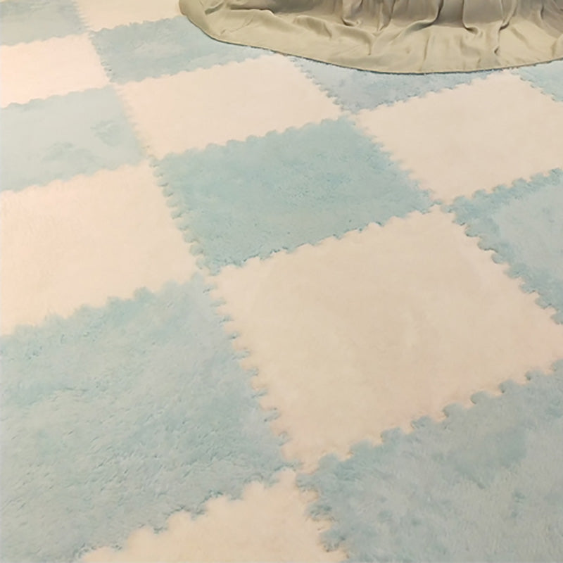Modern Tiles and Carpet Plush Cut Interlocking Odor Resistant Carpet Tiles White-Blue Clearhalo 'Carpet Tiles & Carpet Squares' 'carpet_tiles_carpet_squares' 'Flooring 'Home Improvement' 'home_improvement' 'home_improvement_carpet_tiles_carpet_squares' Walls and Ceiling' 7216046