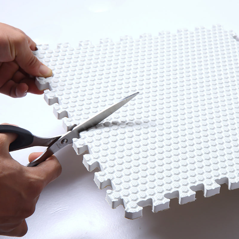 Modern Carpet Tiles Square Interlocking Stain Resistant Carpet Tiles Clearhalo 'Carpet Tiles & Carpet Squares' 'carpet_tiles_carpet_squares' 'Flooring 'Home Improvement' 'home_improvement' 'home_improvement_carpet_tiles_carpet_squares' Walls and Ceiling' 7221709