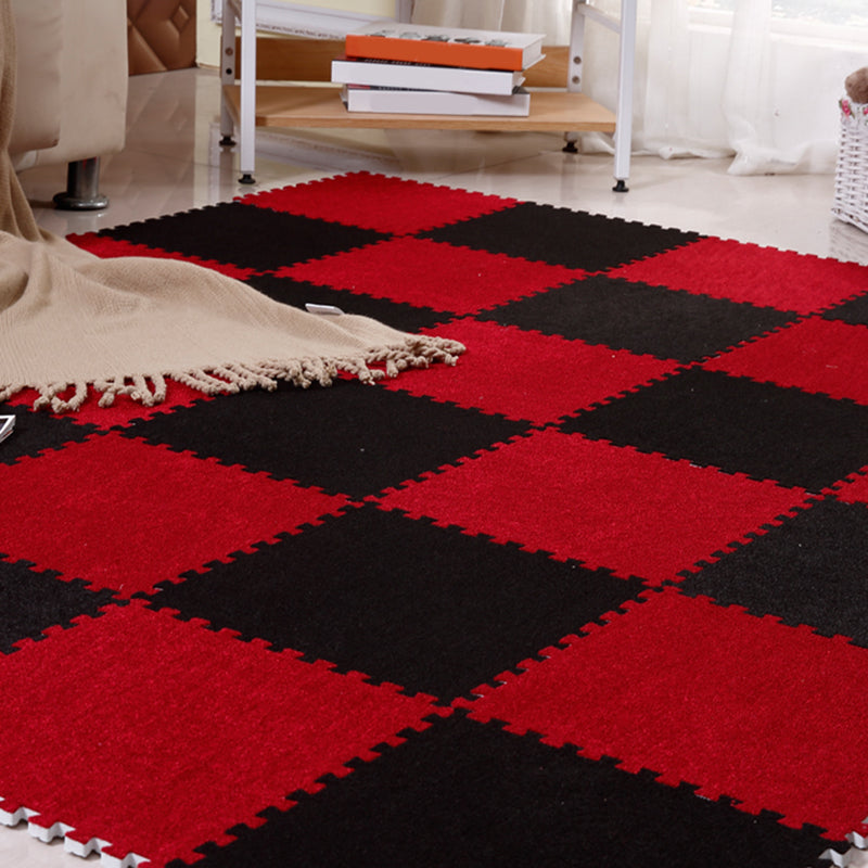 Modern Carpet Tiles Square Interlocking Stain Resistant Carpet Tiles Clearhalo 'Carpet Tiles & Carpet Squares' 'carpet_tiles_carpet_squares' 'Flooring 'Home Improvement' 'home_improvement' 'home_improvement_carpet_tiles_carpet_squares' Walls and Ceiling' 7221717