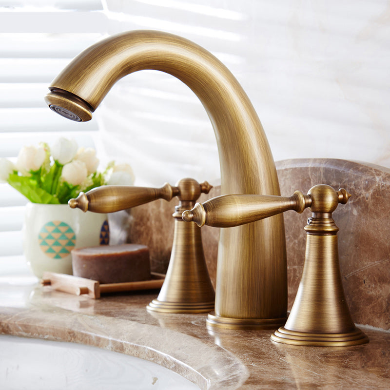 Traditional Vessel Faucet 3 Holes Two-Handle Bathroom Vessel Faucet Clearhalo 'Bathroom Remodel & Bathroom Fixtures' 'Bathroom Sink Faucets' 'Bathroom Sinks & Faucet Components' 'bathroom_sink_faucets' 'Home Improvement' 'home_improvement' 'home_improvement_bathroom_sink_faucets' 7227242