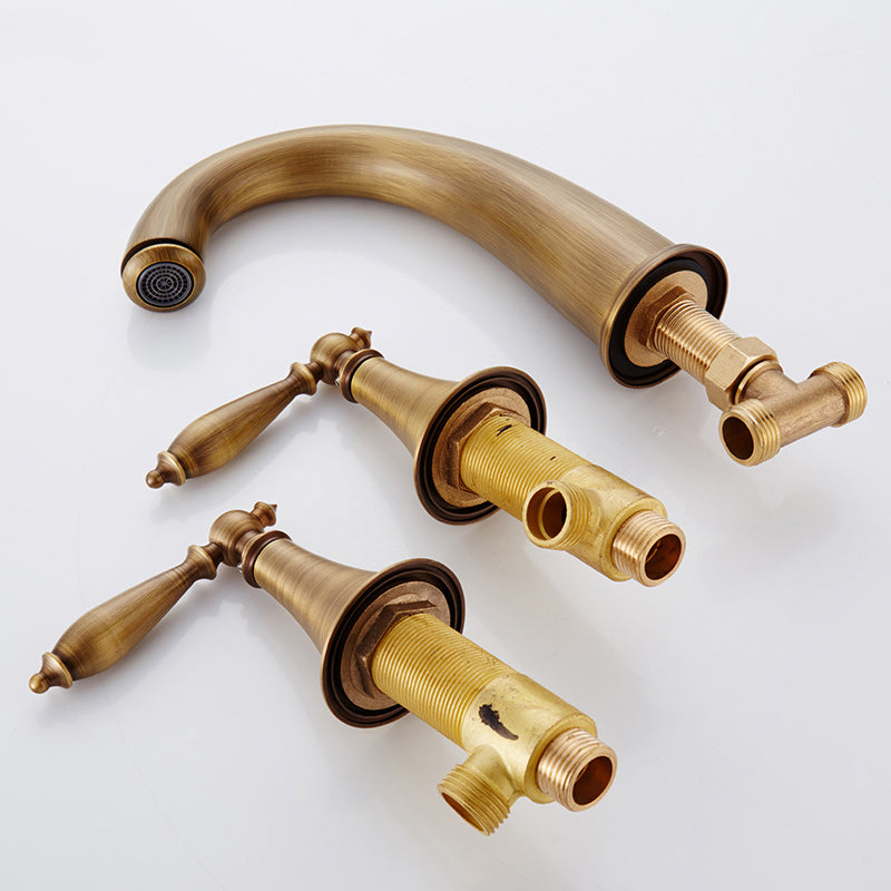 Traditional Vessel Faucet 3 Holes Two-Handle Bathroom Vessel Faucet Clearhalo 'Bathroom Remodel & Bathroom Fixtures' 'Bathroom Sink Faucets' 'Bathroom Sinks & Faucet Components' 'bathroom_sink_faucets' 'Home Improvement' 'home_improvement' 'home_improvement_bathroom_sink_faucets' 7227253