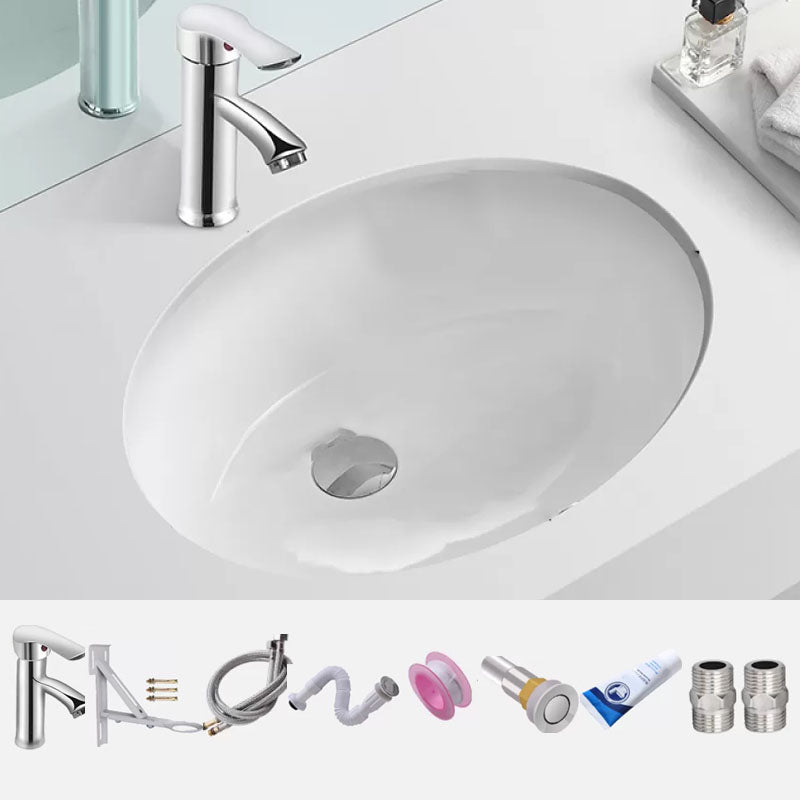 Bathroom Sink Ceramic White Round Anti-spill Sink with Faucet 17"L x 13"W x 6"H Sink & Drain Assembly & Faucet Clearhalo 'Bathroom Remodel & Bathroom Fixtures' 'Bathroom Sinks & Faucet Components' 'Bathroom Sinks' 'bathroom_sink' 'Home Improvement' 'home_improvement' 'home_improvement_bathroom_sink' 7227375