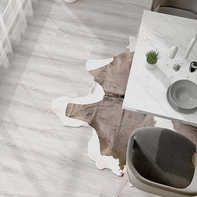 Indoor Hardwood Flooring Wooden Waterproof Scratch Resistant Floor Clearhalo 'Flooring 'Hardwood Flooring' 'hardwood_flooring' 'Home Improvement' 'home_improvement' 'home_improvement_hardwood_flooring' Walls and Ceiling' 7239337