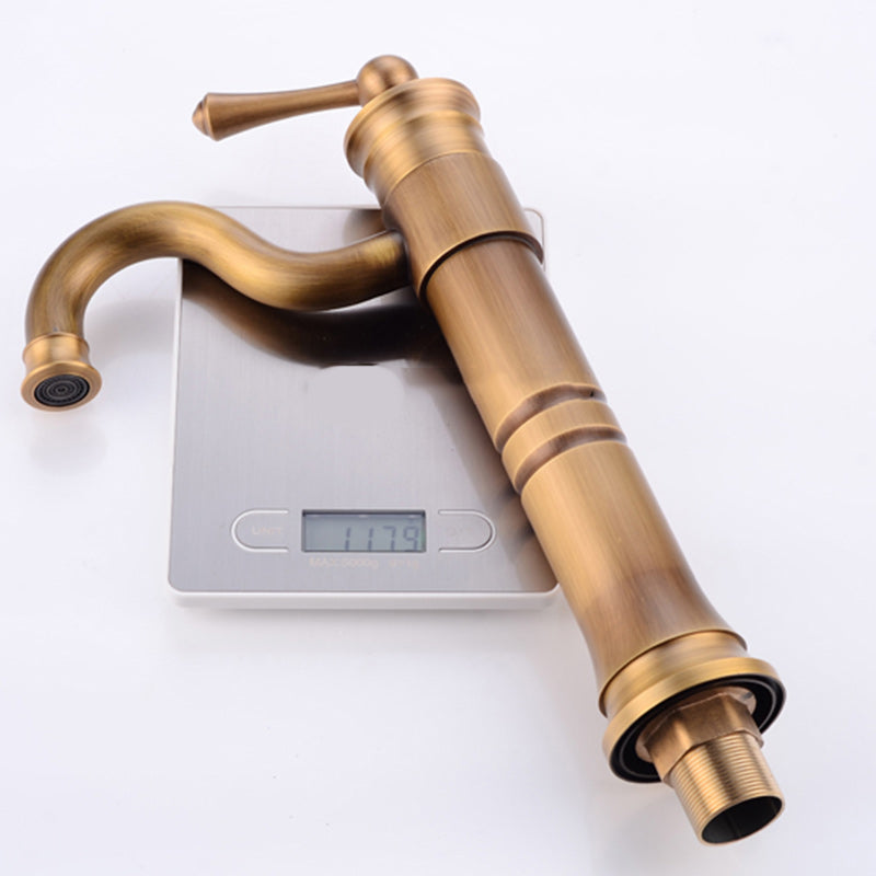 Classic Vessel Sink Bathroom Faucet Swivel Spout Single Handle Vessel Sink Faucet Clearhalo 'Bathroom Remodel & Bathroom Fixtures' 'Bathroom Sink Faucets' 'Bathroom Sinks & Faucet Components' 'bathroom_sink_faucets' 'Home Improvement' 'home_improvement' 'home_improvement_bathroom_sink_faucets' 7241967